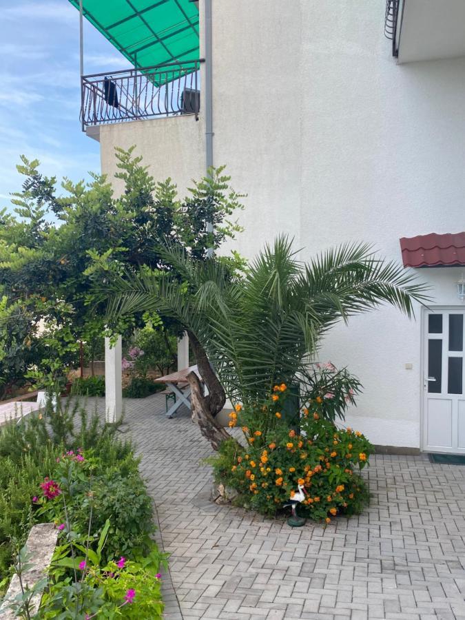 Apartments Simic Трогир Экстерьер фото