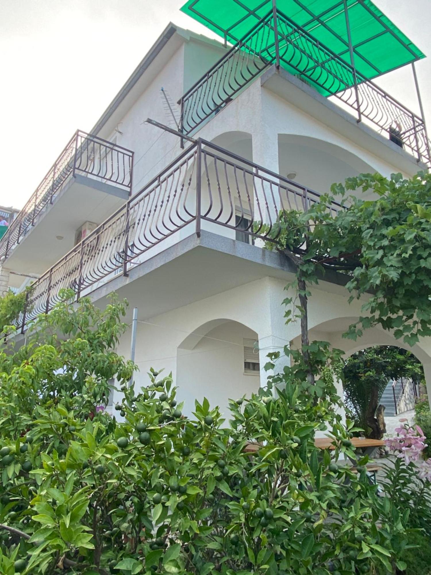 Apartments Simic Трогир Экстерьер фото