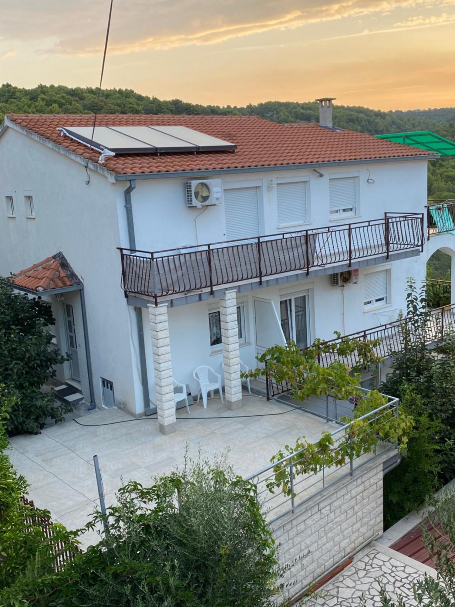 Apartments Simic Трогир Экстерьер фото