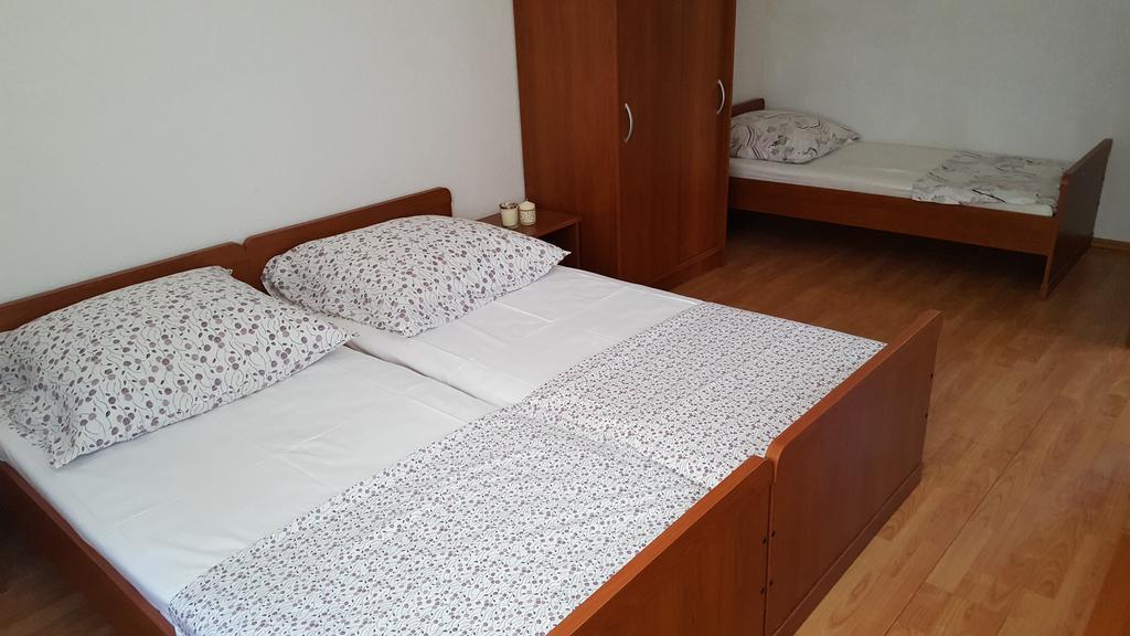 Apartments Simic Трогир Экстерьер фото
