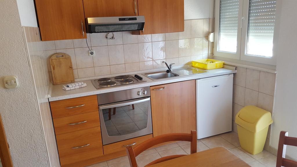 Apartments Simic Трогир Экстерьер фото